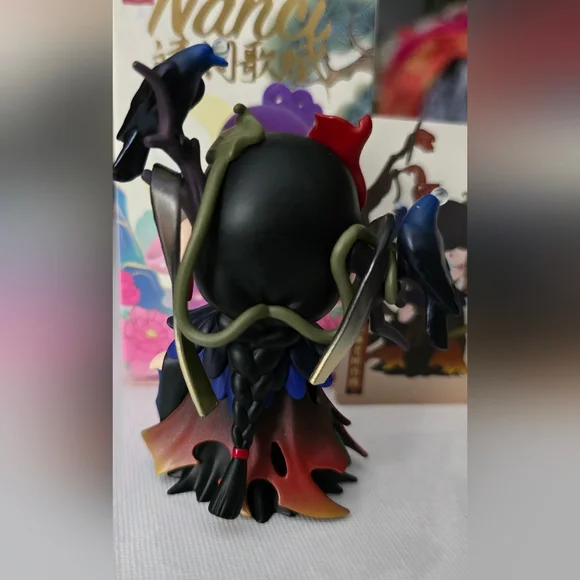 Nanci Chinese Poetry Series Figures  "Crows On Withered Vines" - Picture 4 of 16